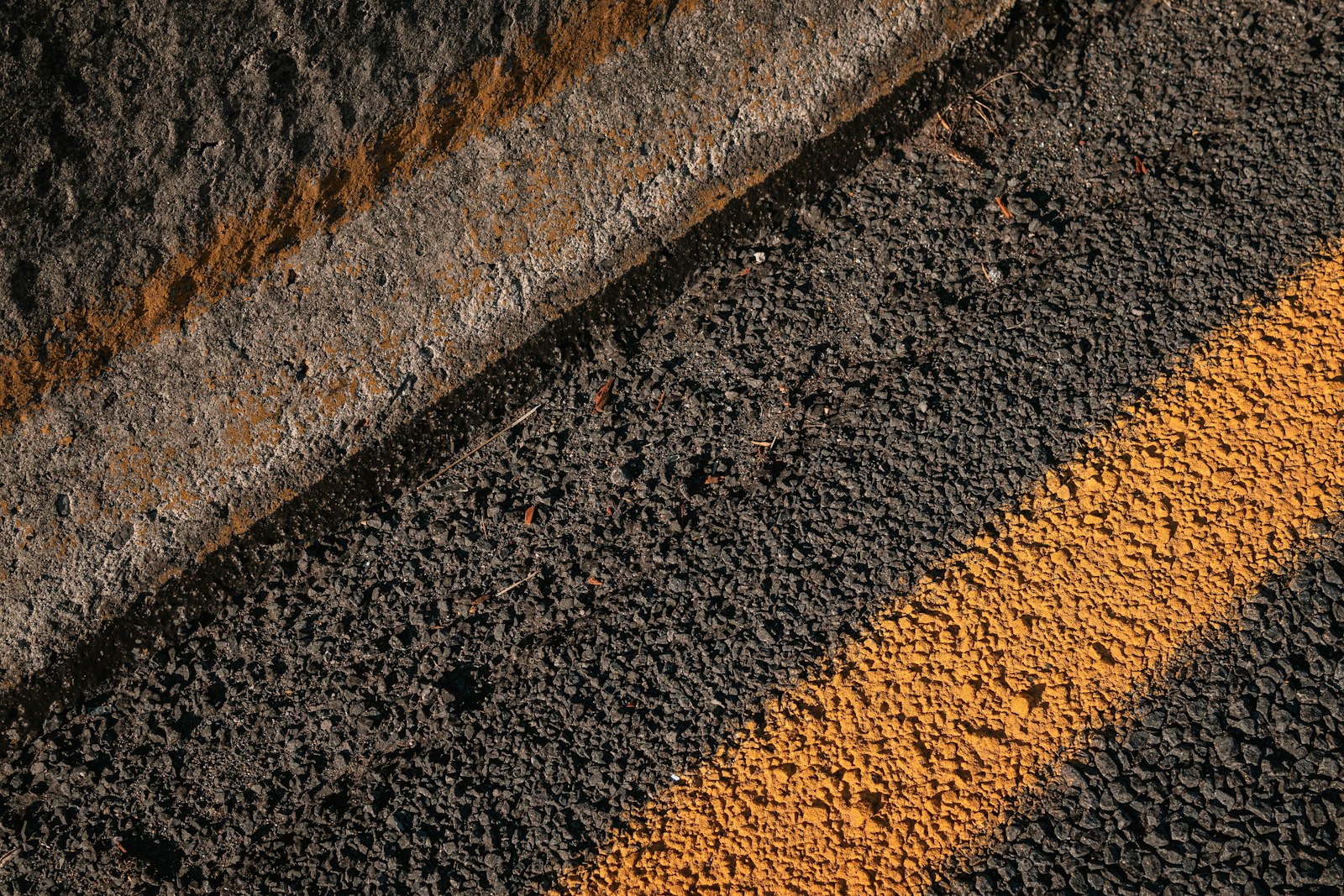 Asphalt resurfacing